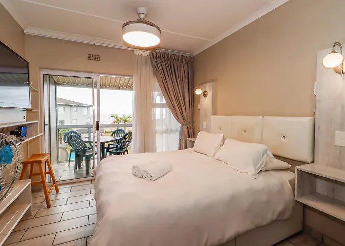 Uvongo Chalet 11